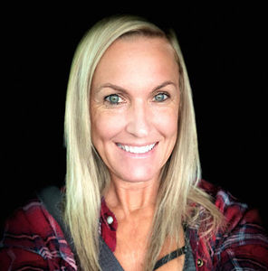 Meet your Posher, Lori